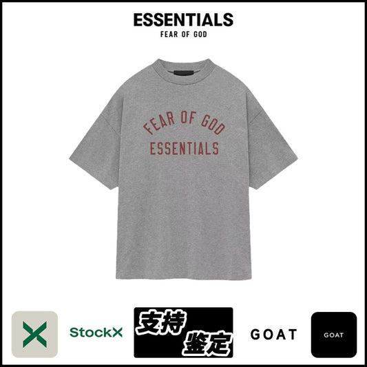 Round-neck short-sleeved Essential shirt